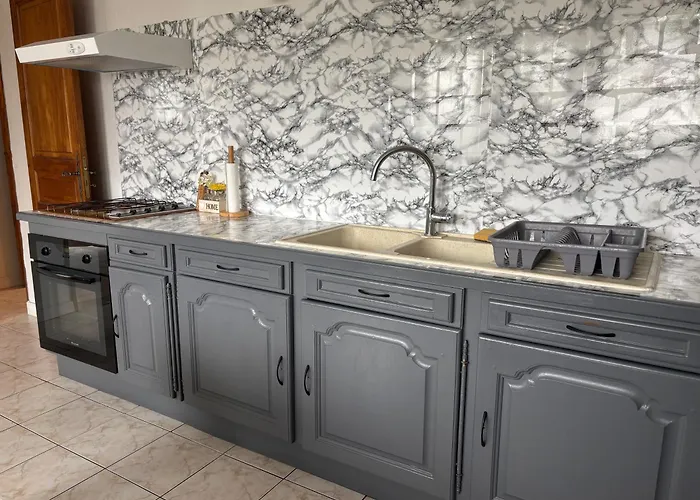 Avec Petit Jardin Apartament