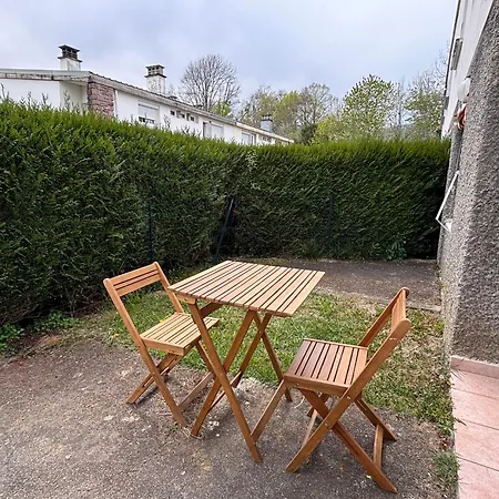 Avec Petit Jardin *